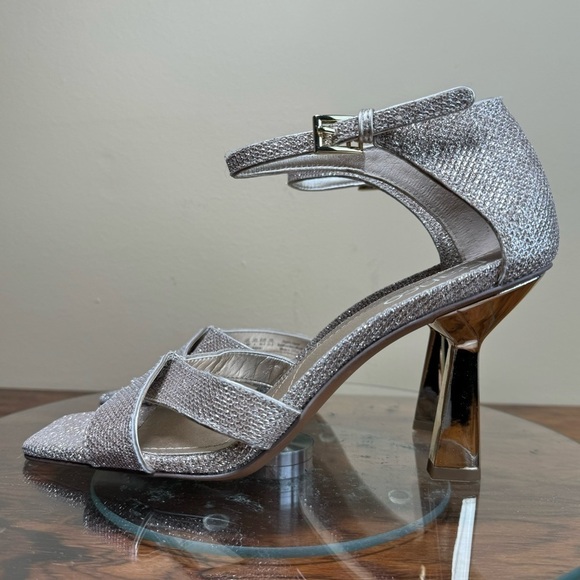 Franco Sarto Rania Ankle Strap Sandal - platinum glitter - size 6.5 - Picture 5 of 16